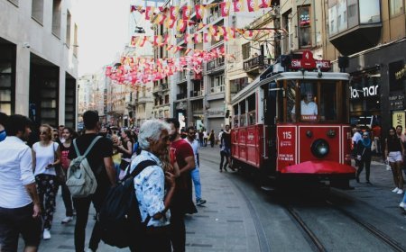 Politikalar Toplumsal Refahı Etkiler mi?